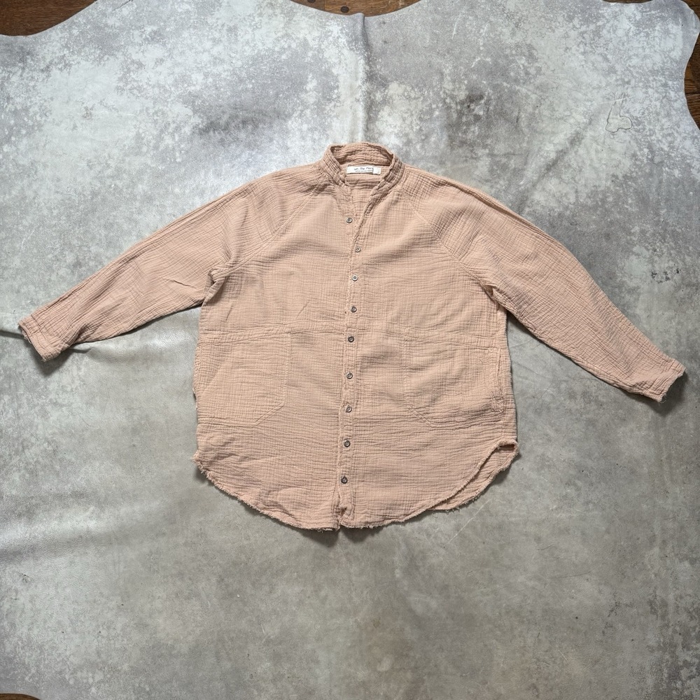 We‎ The Free Shirt Womens M Peach Daydream Frayed Button Up Crinkled Cotton